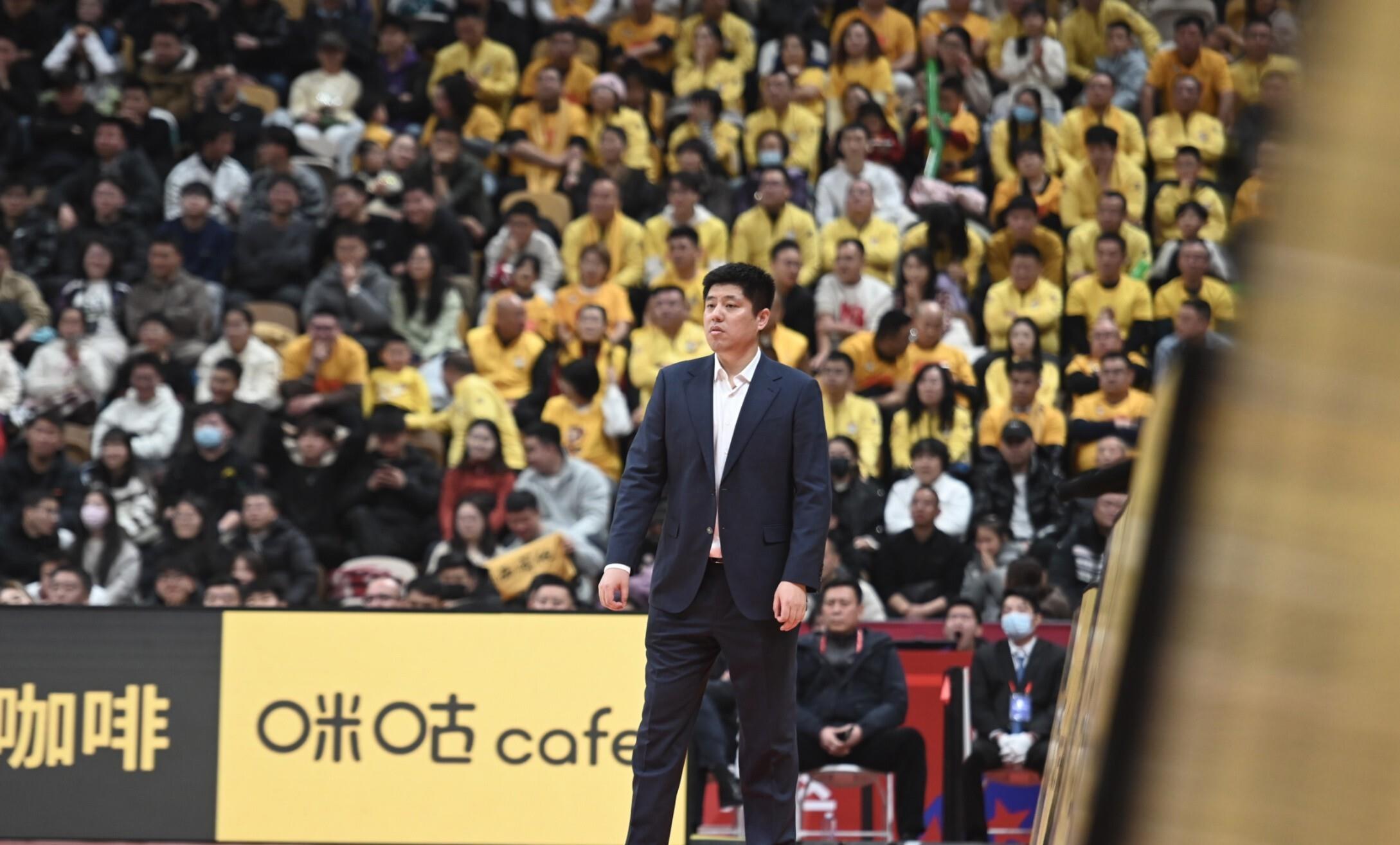 国际比赛日意甲焦点战，深圳男篮内部沟通，态度坚定，心理建设被强调(意甲主场最新积分榜)